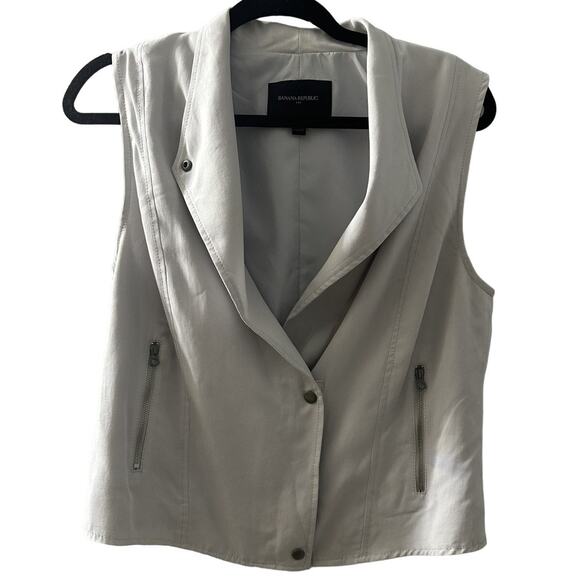 Banana Republic Women's Light Gray Sleeveless Drapey Vest Blazer Size 10P - Picture 2 of 10